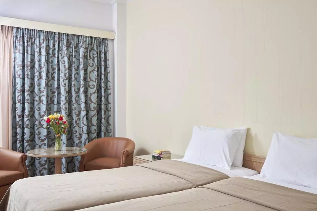 BESTWESTERN_SHABAVIZ (4).jpg